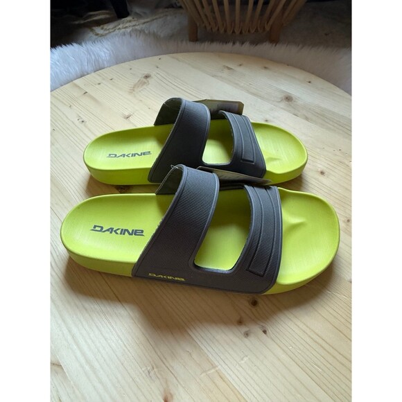 Dakine Sandals - Picture 1 of 5
